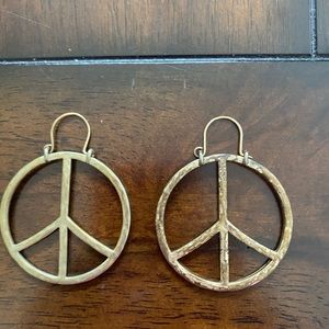 Lucky Brand Peace sign earrings